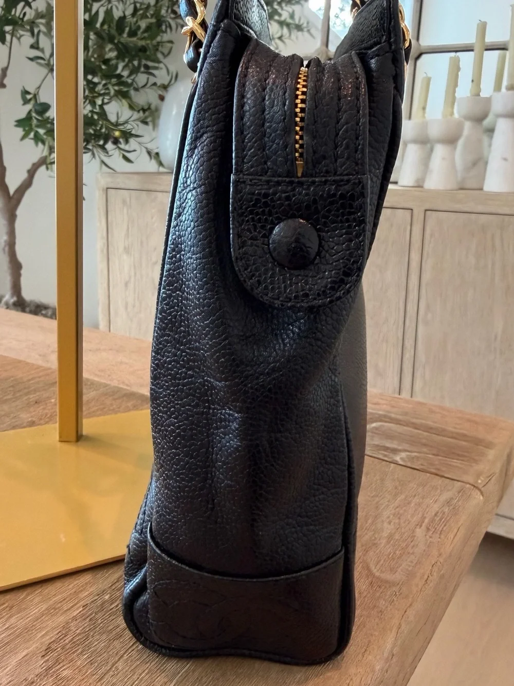CHANEL Black caviar Leather Shoulder Bag tote with Gold Chain Accents